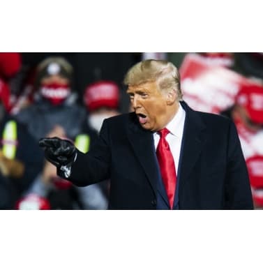 Trump, Biden công kích nhau tại bang chiến trường