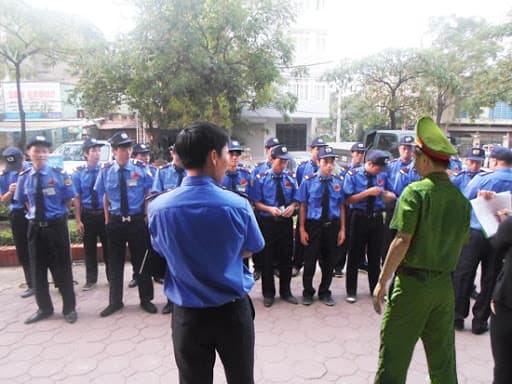 HUẤN LUYỆN PHÒNG CHÁY CHỮA CHÁY